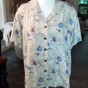Island Traders Floral Button Down Short Sleeve Top NWT